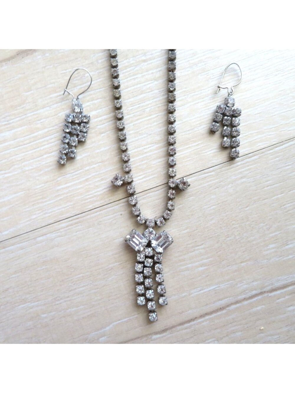 Vintage Rhinestone Necklace Earrings Set Art Deco-Inspired Design Silver-Tone